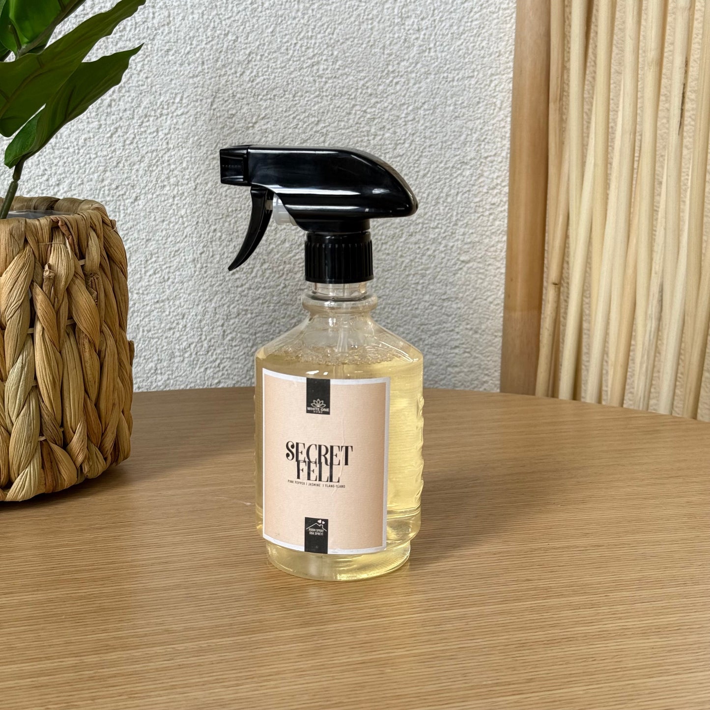 Secret Fell Oda Sprey Kokusu Pink Pepper, Jasmine, Ylang 500 ml