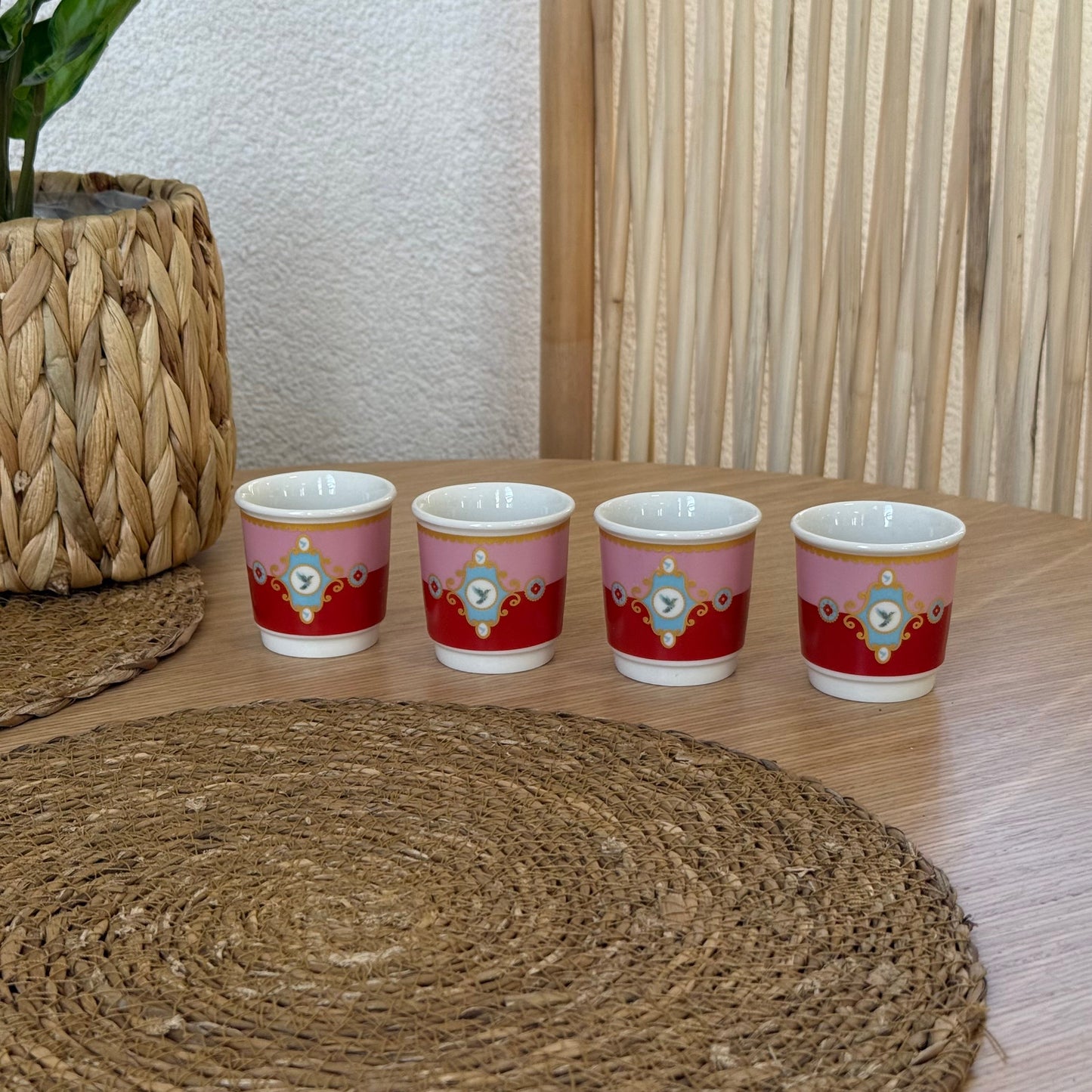 Pashally Porselen 4 Lü Espresso Fincan Seti Pembe-Kırmızı KOD:1032
