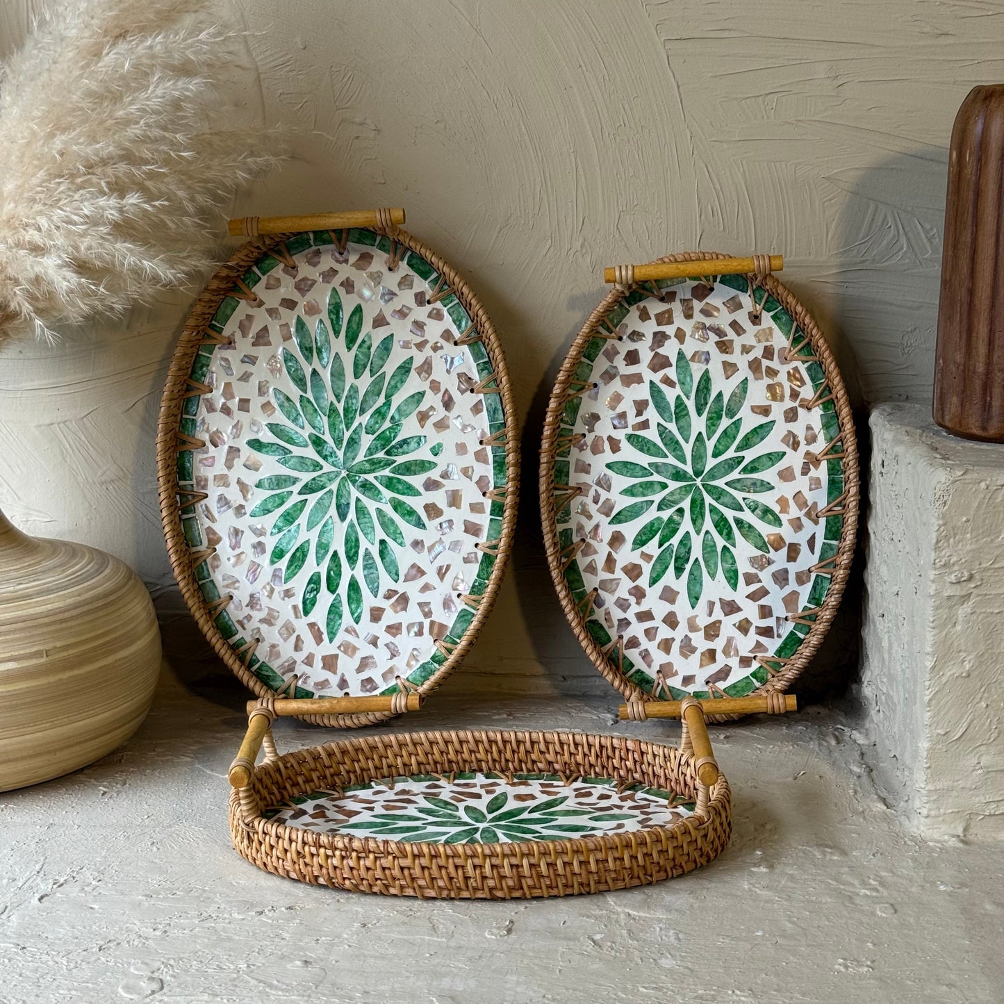 West 3 Boy El İşçiliği Sedef-Bambu Oval Tepsi Seti Renkli Model KOD:020-3H