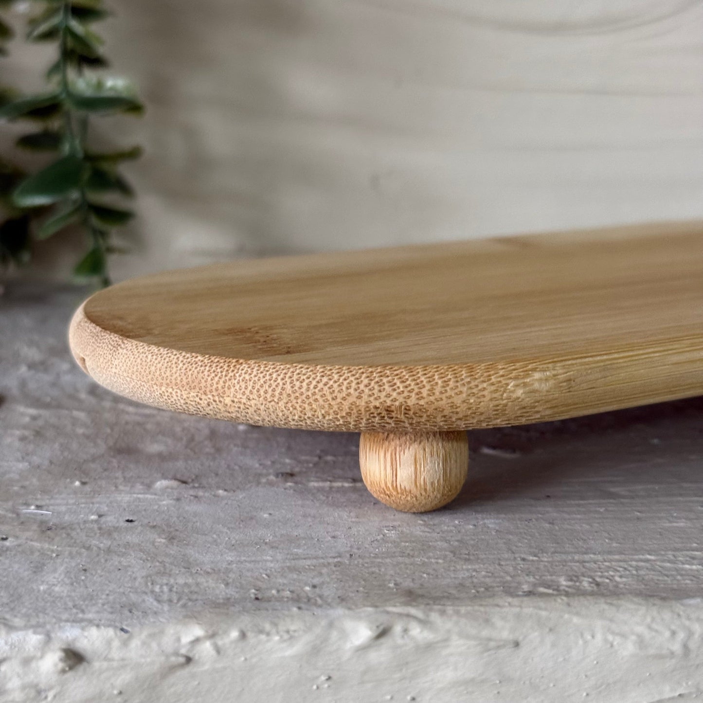 Molino Top Ayaklı Oval Bambu Sunumluk