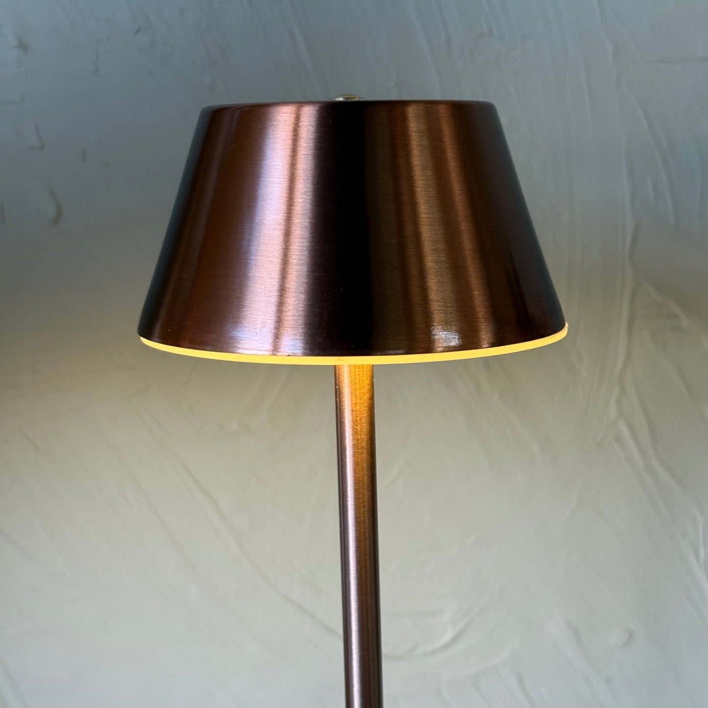 Marina Şarjlı Masa Lambası Bronz 32 cm