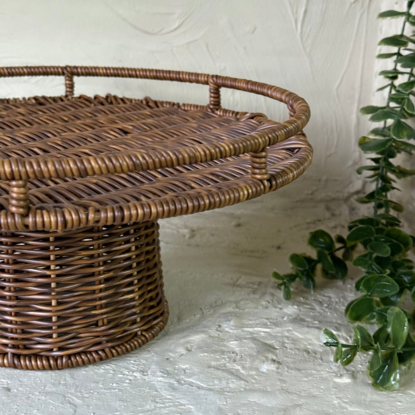 Rattan Ayaklı Yuvarlak Meyvelik Sunumluk Kahve Rengi