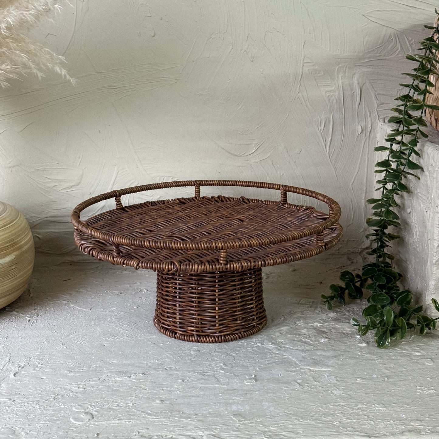 Rattan Ayaklı Yuvarlak Meyvelik Sunumluk Kahve Rengi