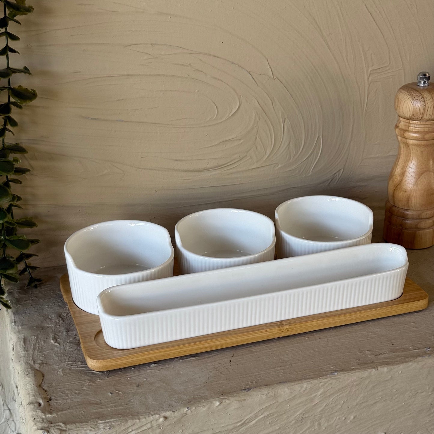 Buenally Bambu Standlı 4 Lü Sunumluk Seti KOD:810505