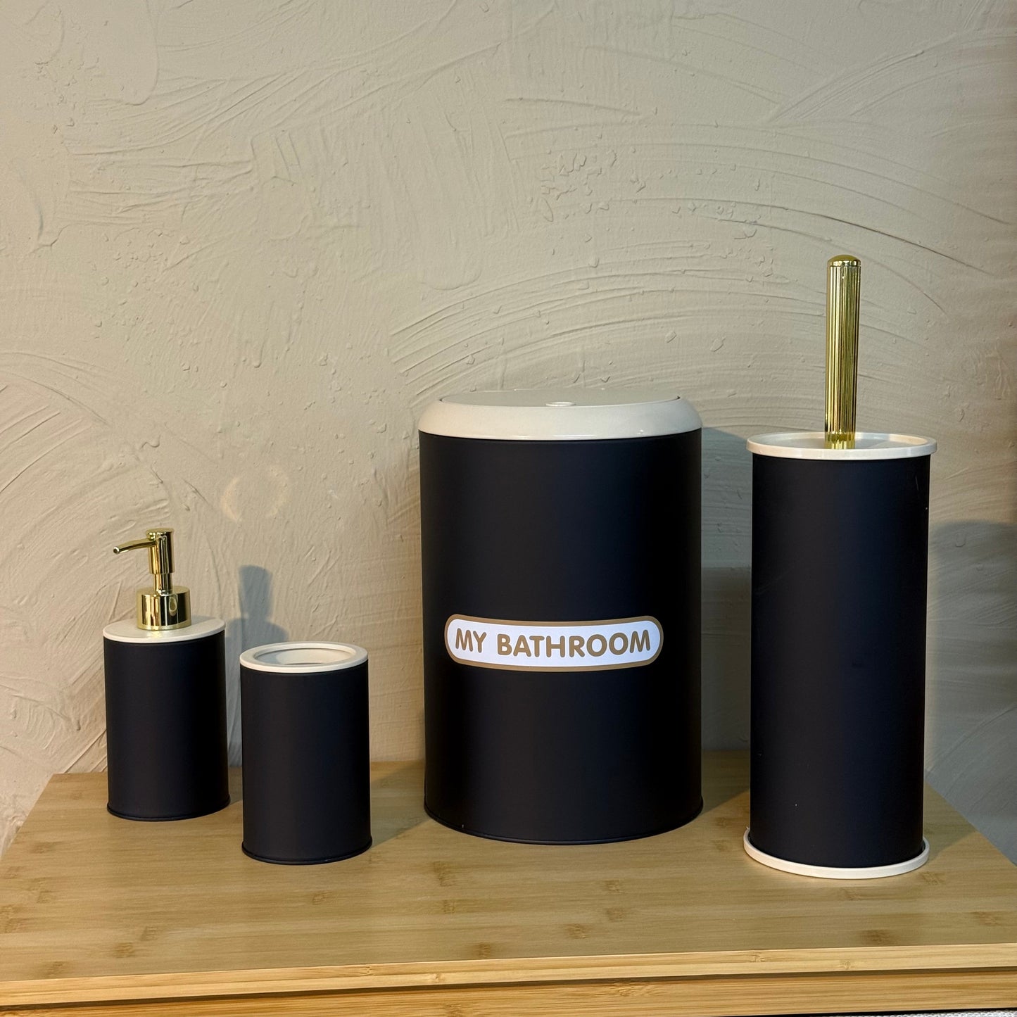 Emozione Metal 4 Parça Banyo Seti Siyah