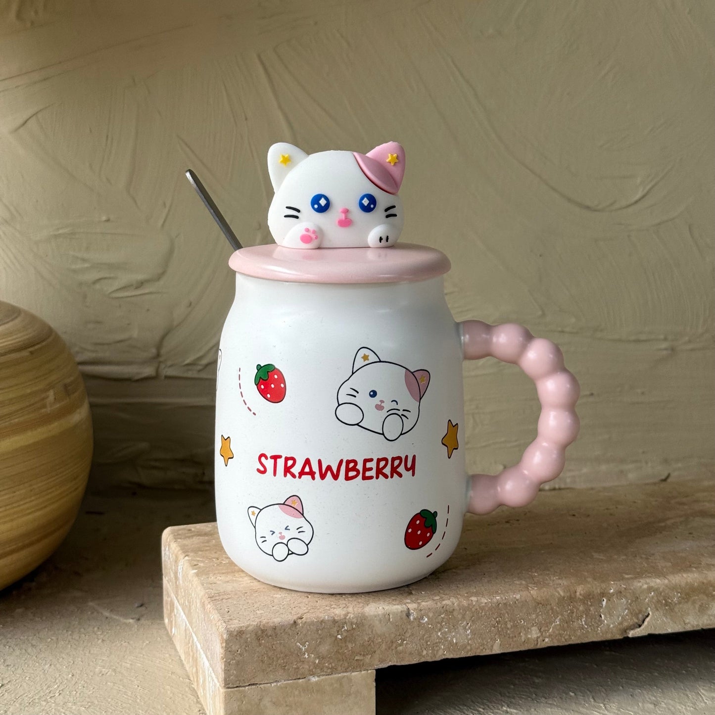Tutku Strawberry Kapaklı Porselen Kupa 400 ml